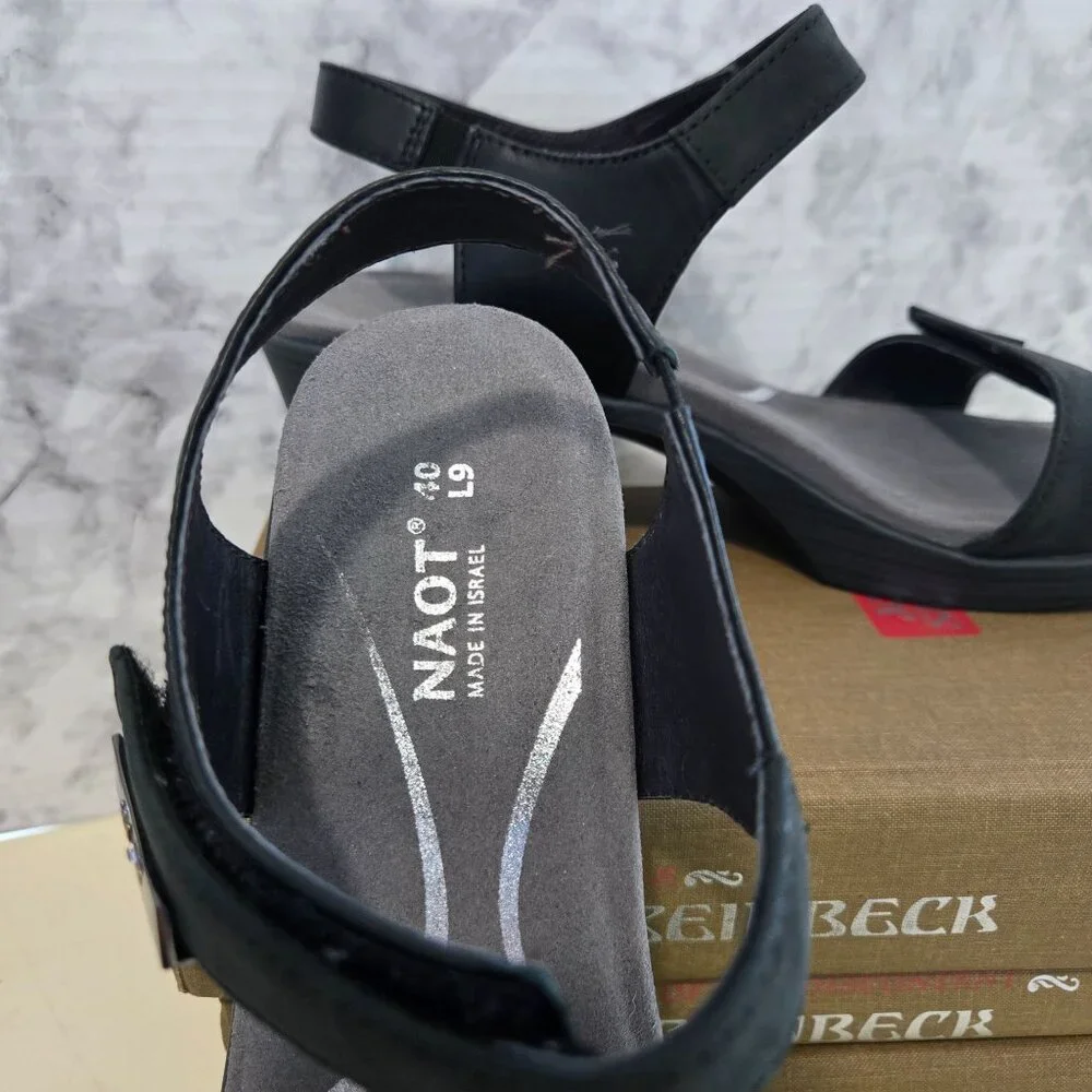 NAOT Women's Leather Sandals Sz: Eur 40 (US 9) - Picture 3 of 7